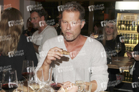 'Henry Likes Pizza' Event in Hamburg