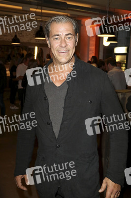 'Henry Likes Pizza' Event in Hamburg