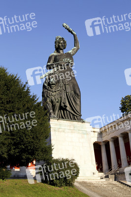 Wiesn Anstich auf dem Oktoberfest 2019 im Schottenhamel Festzelt in München