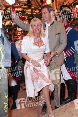Wiesn Anstich auf dem Oktoberfest 2019 im Schottenhamel Festzelt in München
