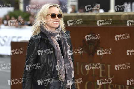 Ankunft von Nina Hoss auf dem San Sebastian International Film Festival 2019