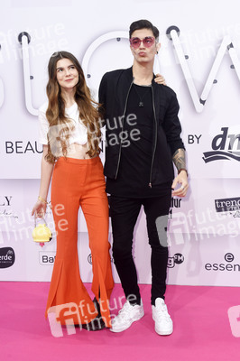 Glow - The Beauty Convention by dm in Berlin