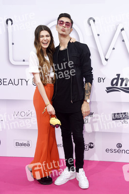 Glow - The Beauty Convention by dm in Berlin