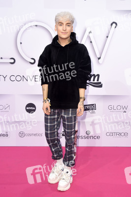 Glow - The Beauty Convention by dm in Berlin