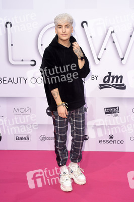 Glow - The Beauty Convention by dm in Berlin