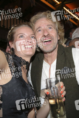 Im Marstall Festzelt auf dem Oktoberfest 2019 in München