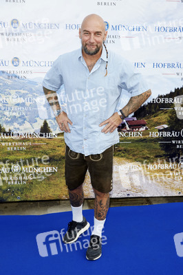 Offizieller Wiesn Anstich 2019 im Hofbräu Berlin