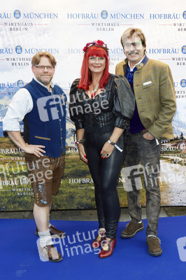 Offizieller Wiesn Anstich 2019 im Hofbräu Berlin