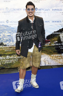 Offizieller Wiesn Anstich 2019 im Hofbräu Berlin