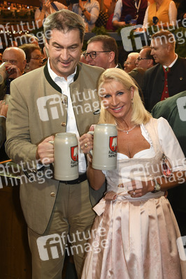 Wiesn Anstich auf dem Oktoberfest 2019 im Schottenhamel Festzelt in München
