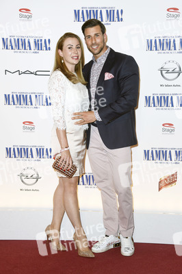 Musicalpremiere 'Mamma Mia!' in Berlin