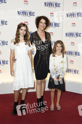 Musicalpremiere 'Mamma Mia!' in Berlin