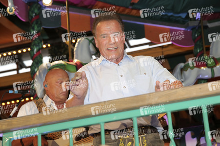 Arnold Schwarzenegger auf dem Oktoberfest 2019 in München