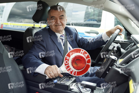 Vorstellung der neuen Streifenwagen der Polizei NRW in Düsseldorf