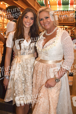 Sixt Damen Wiesn auf dem Oktoberfest 2019 in München