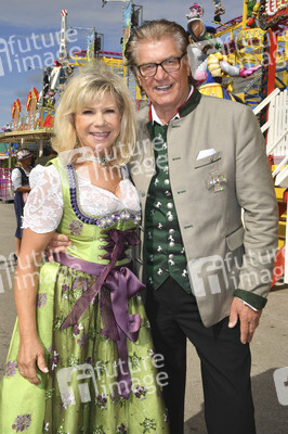 Wiesn Charity Lunch auf dem Oktoberfest 2019 in München