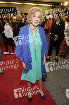 Premiere der Spielzeit 2019/2020 des Hansa Theater in Hamburg