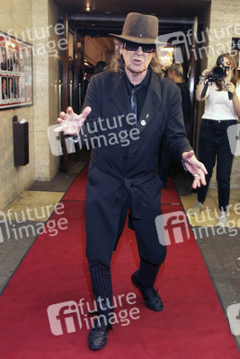 Premiere der Spielzeit 2019/2020 des Hansa Theater in Hamburg