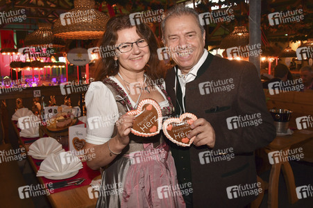 Fernsehen mit Herz Wiesn-Treff auf dem Oktoberfest 2019 in München