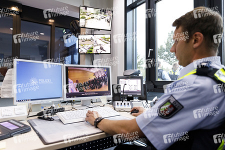 Vorstellung der Body-Cams für Polizisten in Köln