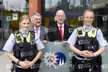 Vorstellung der Body-Cams für Polizisten in Köln