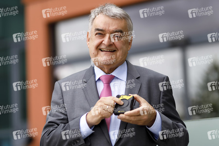 Vorstellung der Body-Cams für Polizisten in Köln