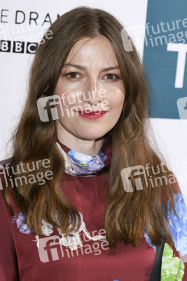 Serienscreening 'Giri/Haji' in London