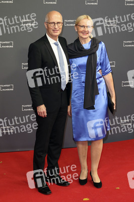 Festivaleröffnung mit Filmpremiere 'Die schönste Zeit unseres Lebens', Filmfest Hamburg 2019