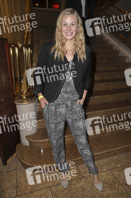 Festivaleröffnung mit Filmpremiere 'Die schönste Zeit unseres Lebens', Filmfest Hamburg 2019