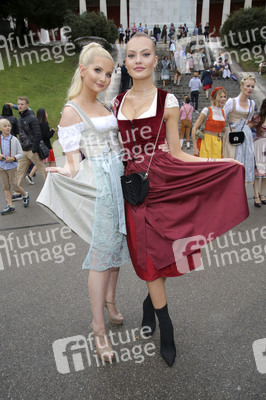 Madl Wiesn auf dem Oktoberfest 2019 in München