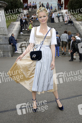 Madl Wiesn auf dem Oktoberfest 2019 in München
