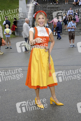 Madl Wiesn auf dem Oktoberfest 2019 in München