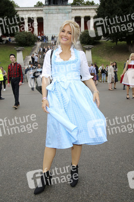 Madl Wiesn auf dem Oktoberfest 2019 in München