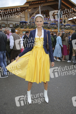 Madl Wiesn auf dem Oktoberfest 2019 in München