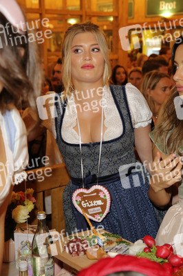 Madl Wiesn auf dem Oktoberfest 2019 in München