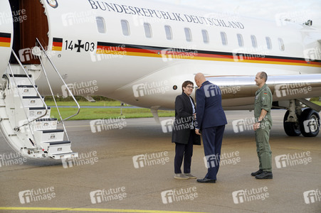 Bundesverteidigungsministerin Annegret Kramp-Karrenbauer in Nörvenich