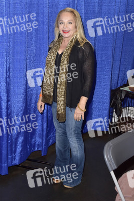 NostalgiaCon '80s Pop Culture Convention in Anaheim