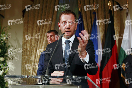 Empfang anlässlich 30 Jahre Botschaftsflüchtlinge in Prag und Tag der Deutschen Einheit