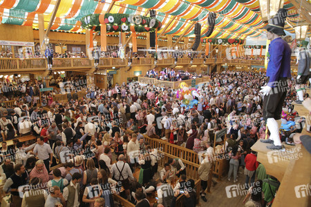 Das Schützen-Festzelt auf dem Oktoberfest 2019 in München