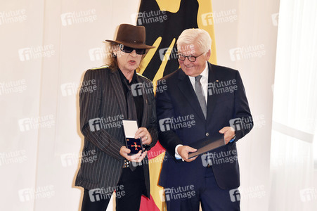 Ordensverleihung zum Tag der Deutschen Einheit in Berlin