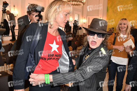 Ordensverleihung zum Tag der Deutschen Einheit in Berlin