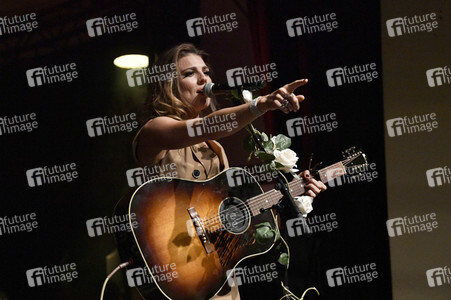 Konzet von Twinnie Lee Moore in Berlin