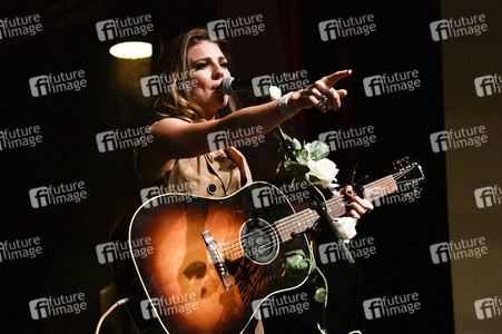 Konzet von Twinnie Lee Moore in Berlin