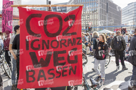 Extinction Rebellion Protestaktion in Berlin