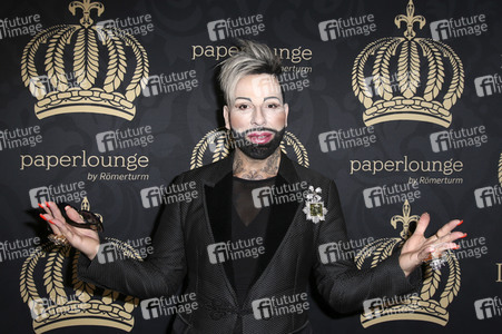 Präsentation 'Röömerturm by Glööckler' in Hamburg