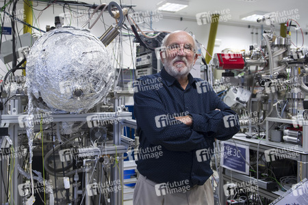 Pressetermin mit Nobelpreisträger Michel Mayor in Torrejón de Ardoz