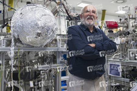 Pressetermin mit Nobelpreisträger Michel Mayor in Torrejón de Ardoz