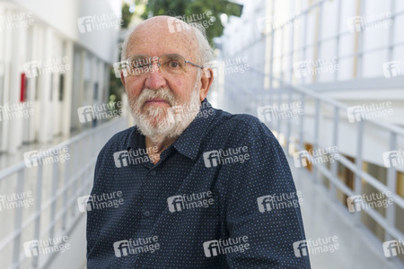 Pressetermin mit Nobelpreisträger Michel Mayor in Torrejón de Ardoz