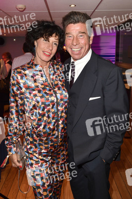 Premierenparty 'Ich war noch niemals in New York' in Köln