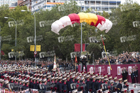 Militärparade zum spanischen Nationalfeiertag in Madrid